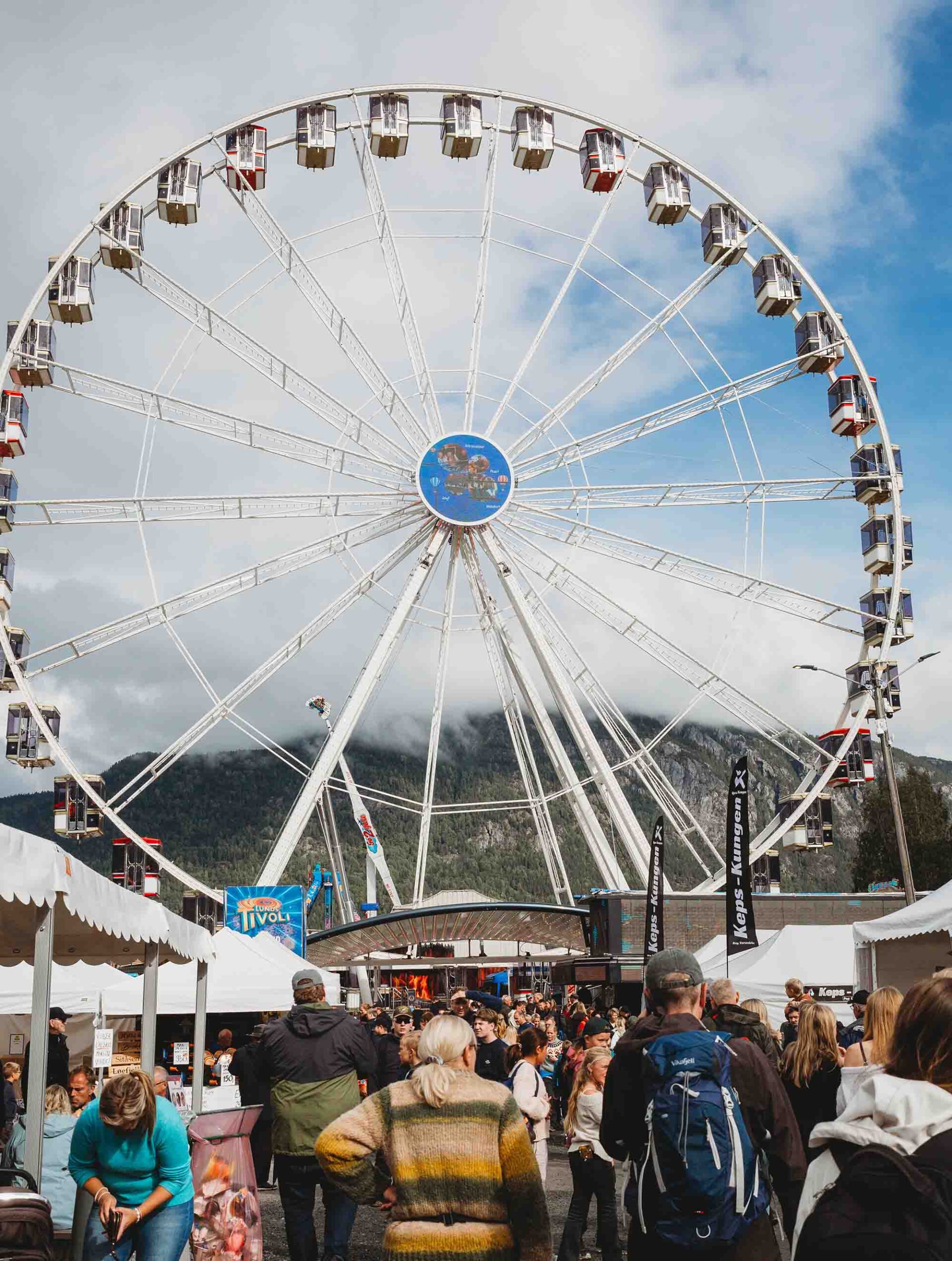 Pariserhjul på Dyrskun. Foto Mona B. Kasin.